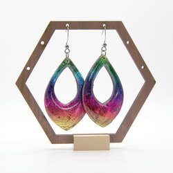 Rainbow Royale Teardrop Thrills